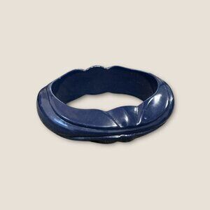 Vintage Navy Blue Carved Bangle Bracelet 2.5" Inner Diameter Retro Resin